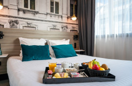 Aparthotel{Stadt} - {Name}