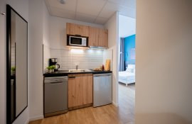 Aparthotel{Stadt} - {Name}