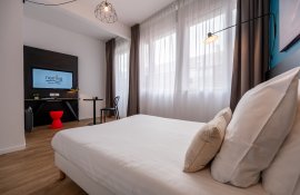 Aparthotel{Stadt} - {Name}