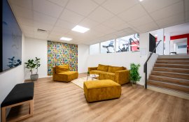 Aparthotel{Stadt} - {Name}