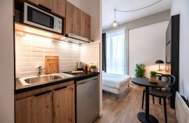 Aparthotel{Stadt} - {Name}