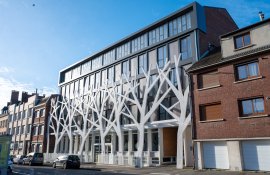 Aparthotel{Stadt} - {Name}